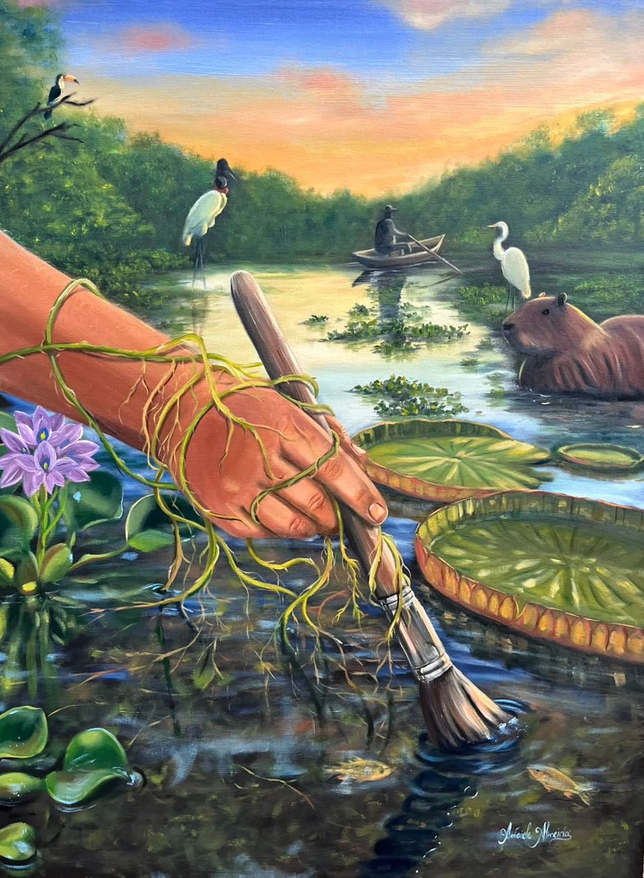 Pintura: um braço envolvido por raízes mergulha um pincel no rio, ao lado de uma flor de aguapé. Ao fundo, tuiuiú, garça, tucano, capivara, vitórias-régias e um pescador no barco ao entardecer.